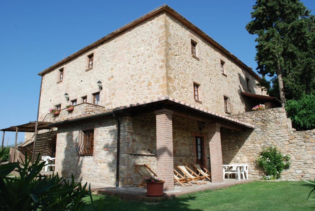 וולטרה Agriturismo Casale Giulia מראה חיצוני תמונה