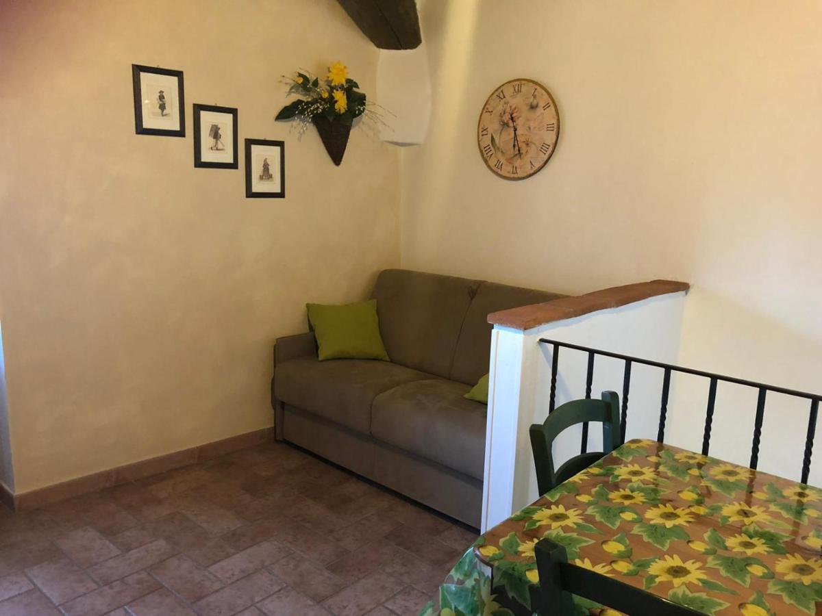 וולטרה Agriturismo Casale Giulia מראה חיצוני תמונה