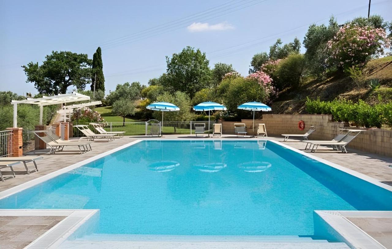 וולטרה Agriturismo Casale Giulia מראה חיצוני תמונה