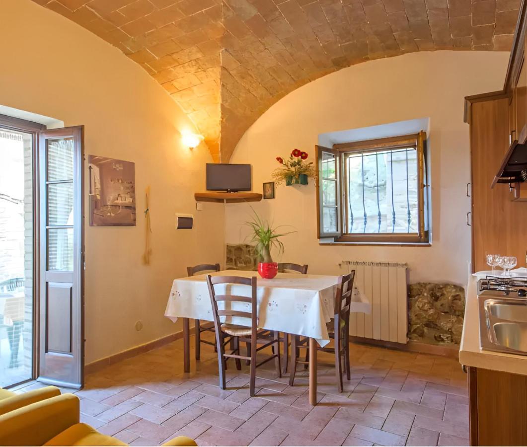 וולטרה Agriturismo Casale Giulia מראה חיצוני תמונה