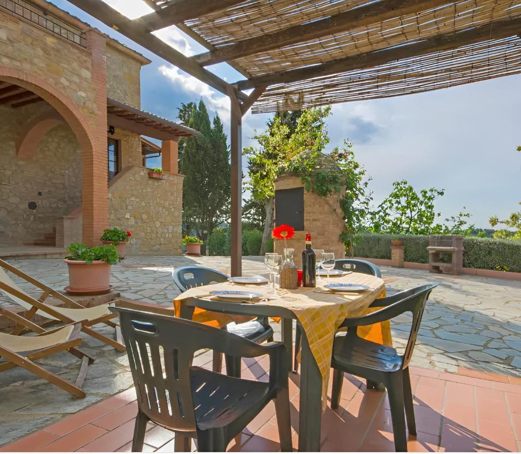 וולטרה Agriturismo Casale Giulia מראה חיצוני תמונה