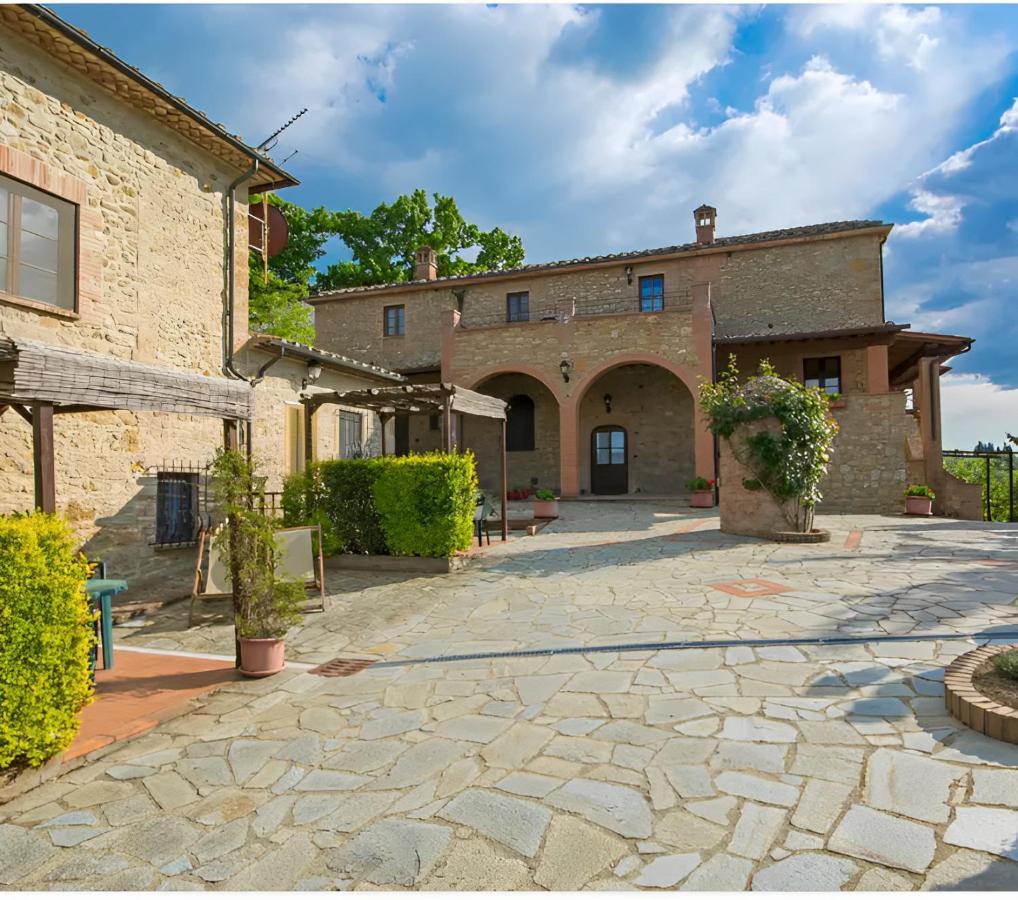 וולטרה Agriturismo Casale Giulia מראה חיצוני תמונה