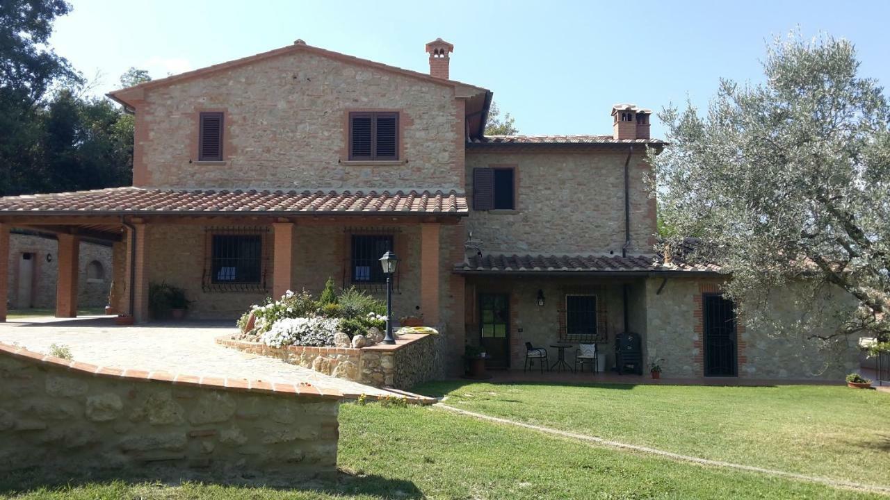 וולטרה Agriturismo Casale Giulia מראה חיצוני תמונה