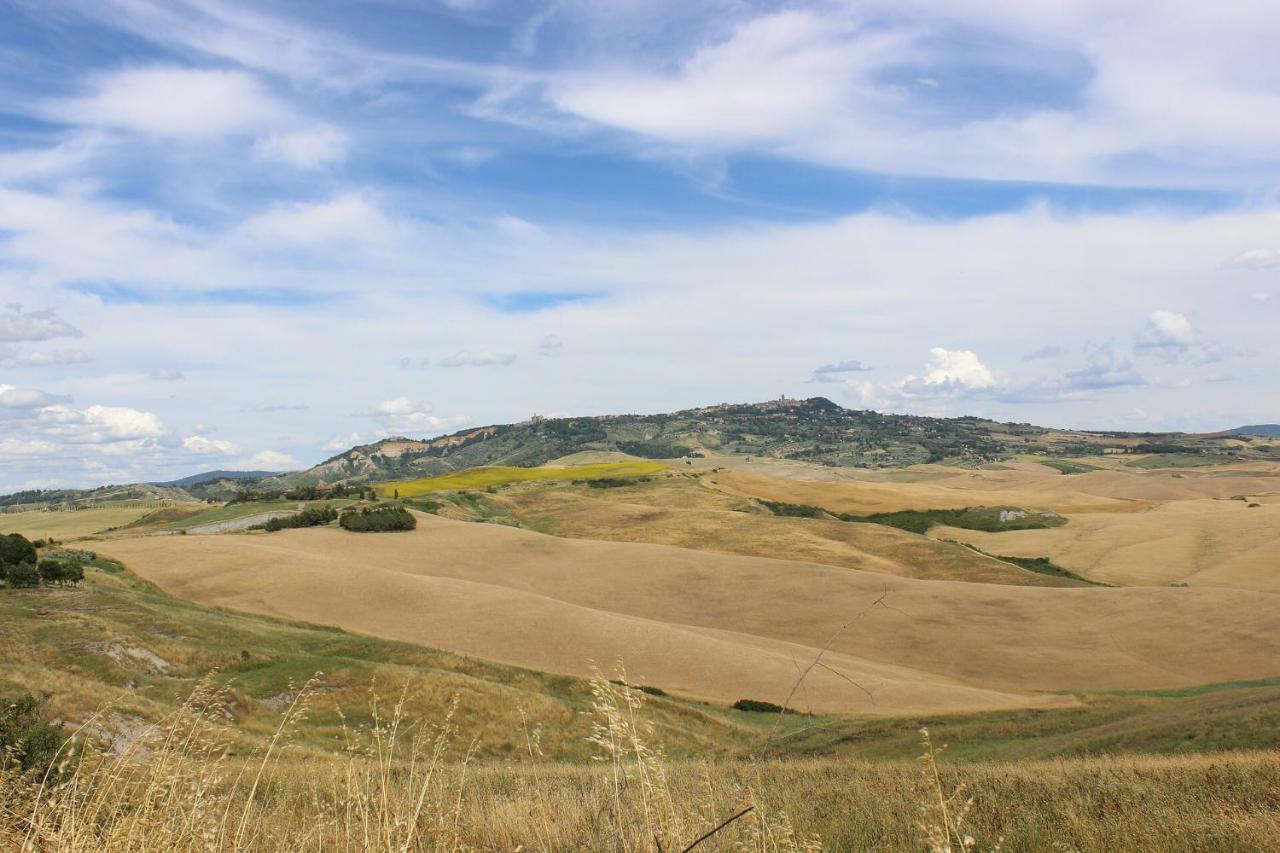 וולטרה Agriturismo Casale Giulia מראה חיצוני תמונה