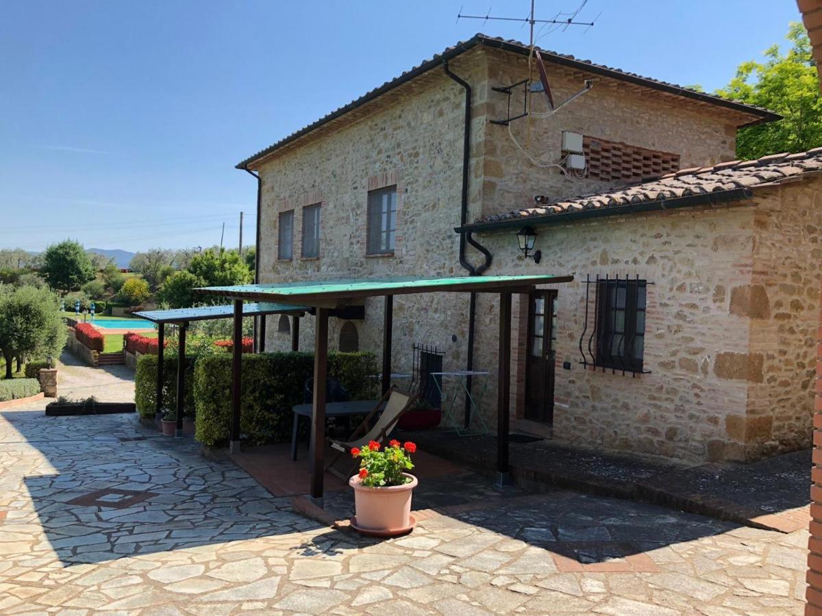 וולטרה Agriturismo Casale Giulia מראה חיצוני תמונה